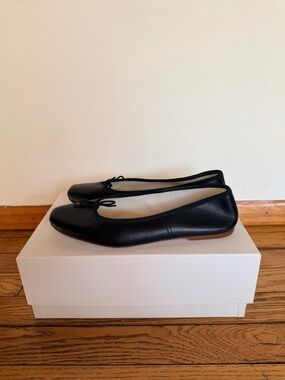 A.P.C. Black Leather Ballet Flats with Bow Trim